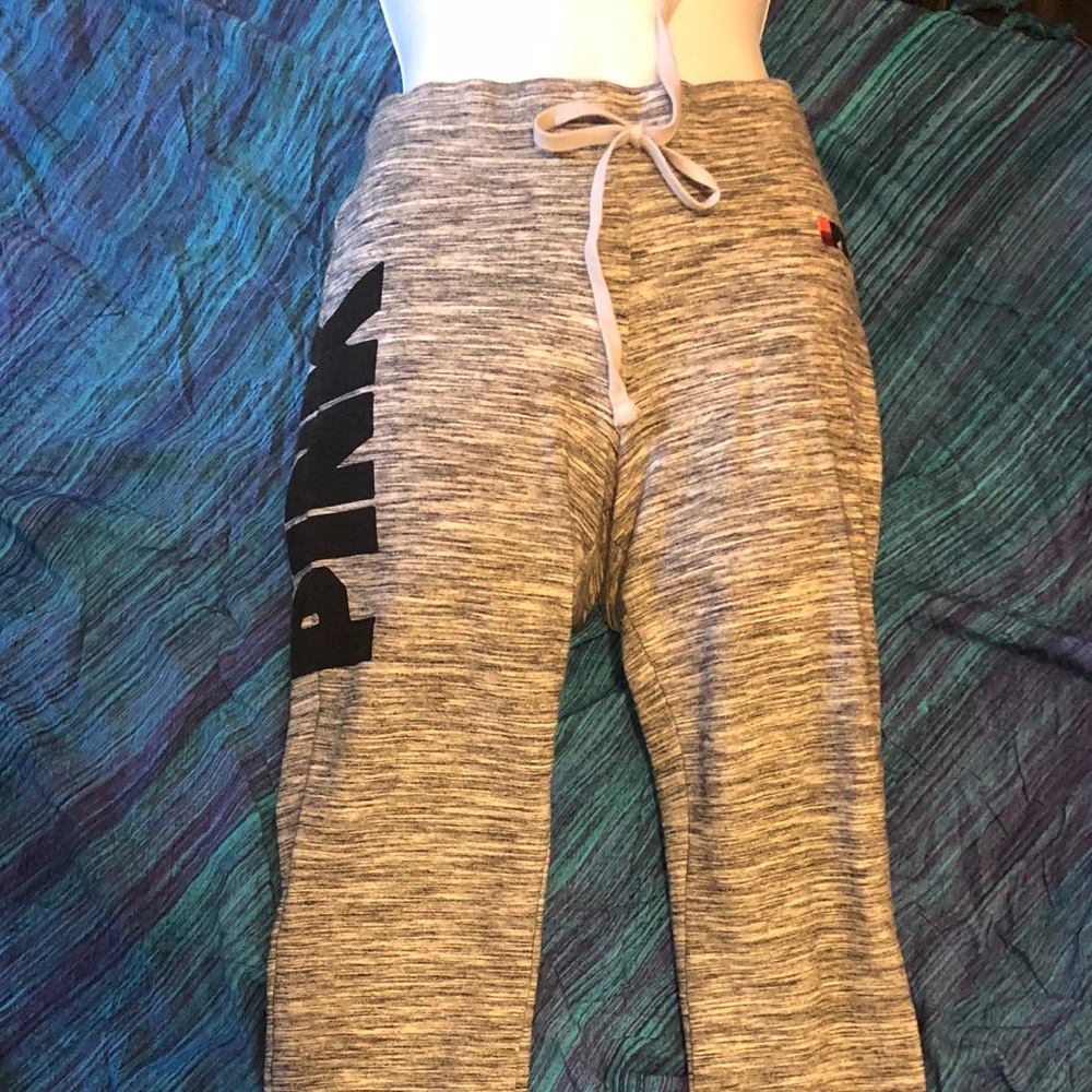 VS PINK YOGA PANTS